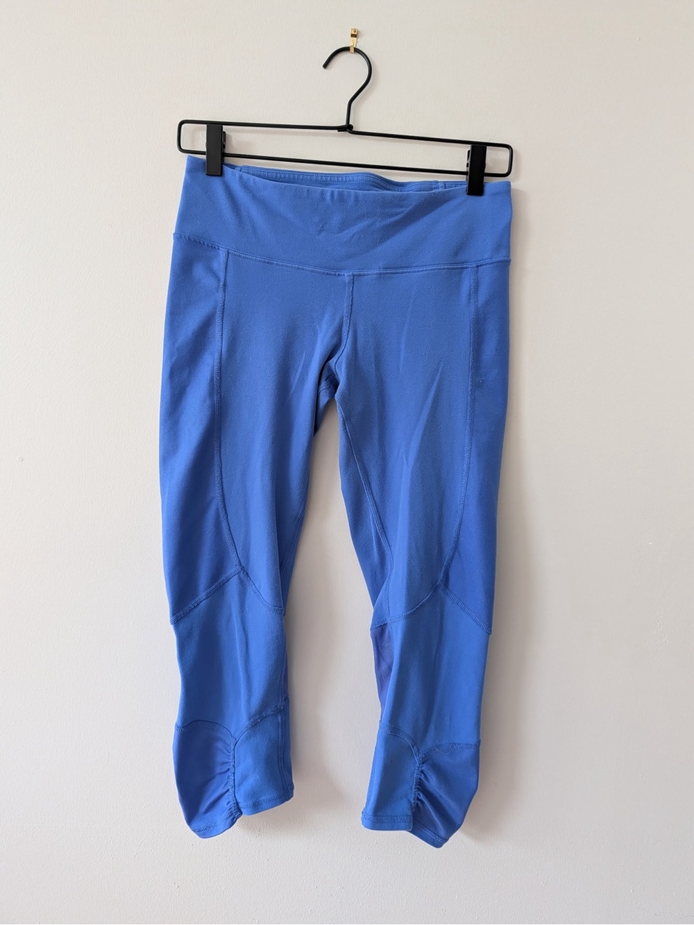 ALO Yoga Periwinkle Cropped Leggings